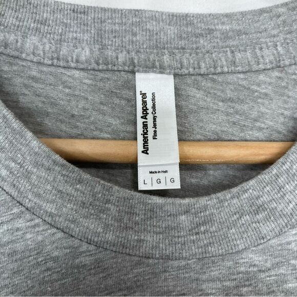 Introverted But Willing to Discuss Poshmark Tee Unisex L - Picture 3 of 4